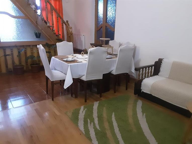 Appartamento Colchis Ca777 Kutaisi Esterno foto